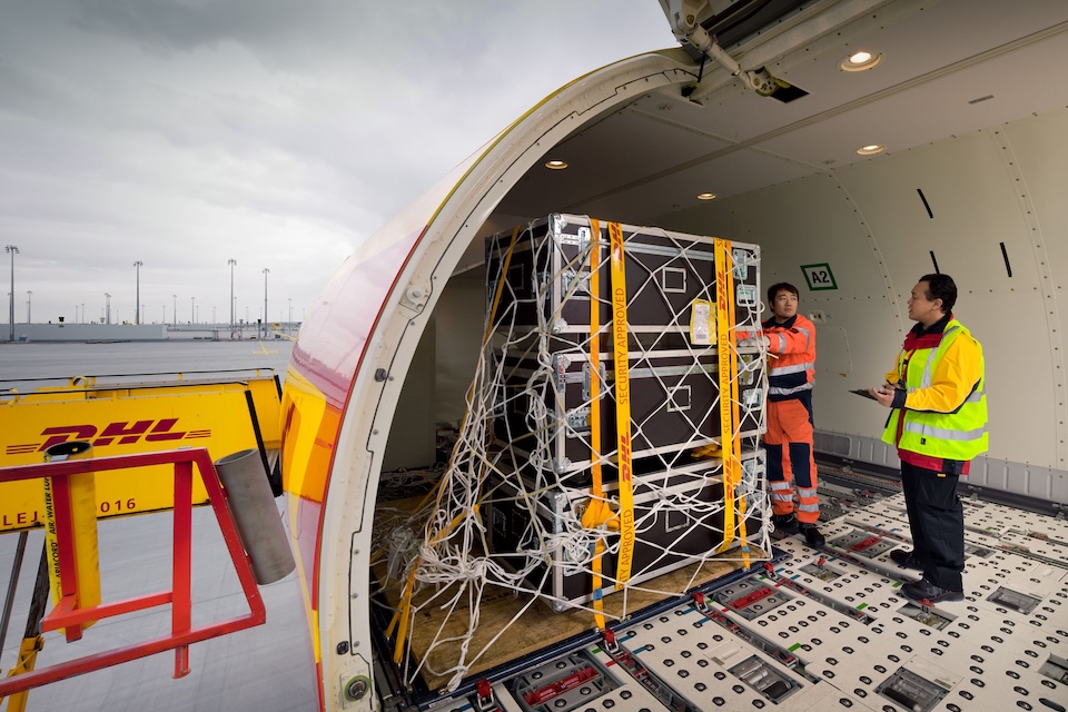 DHL Global Forwarding porté par le fret aérien au deuxième trimestre 2026